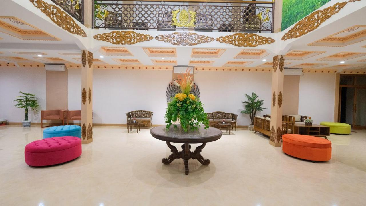 Sartini Inn Jogja Yogyakarta Exteriör bild