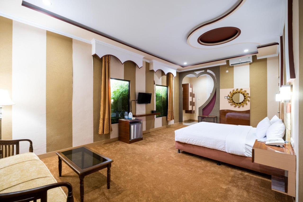 Sartini Inn Jogja Yogyakarta Exteriör bild