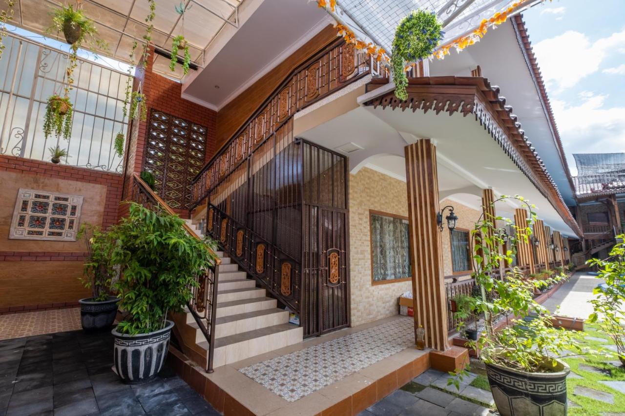 Sartini Inn Jogja Yogyakarta Exteriör bild