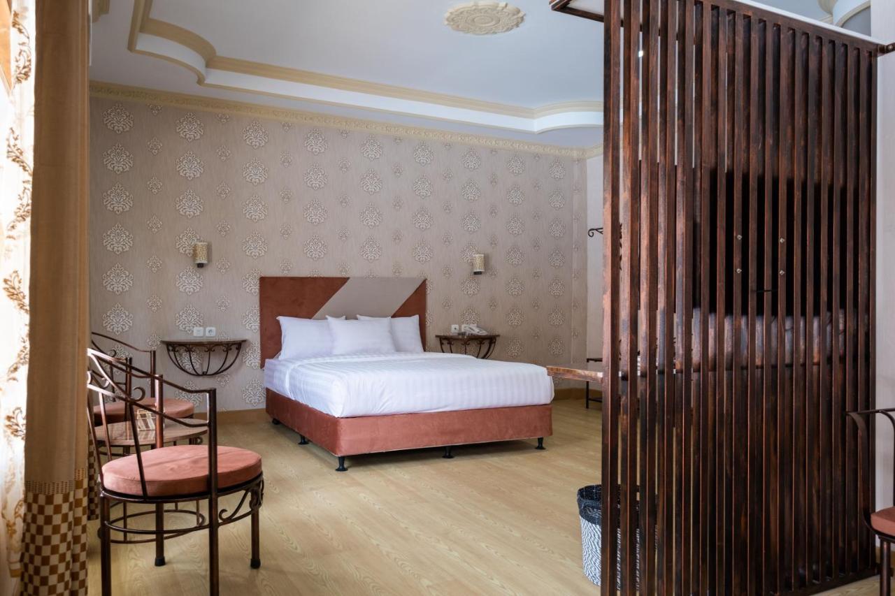 Sartini Inn Jogja Yogyakarta Exteriör bild