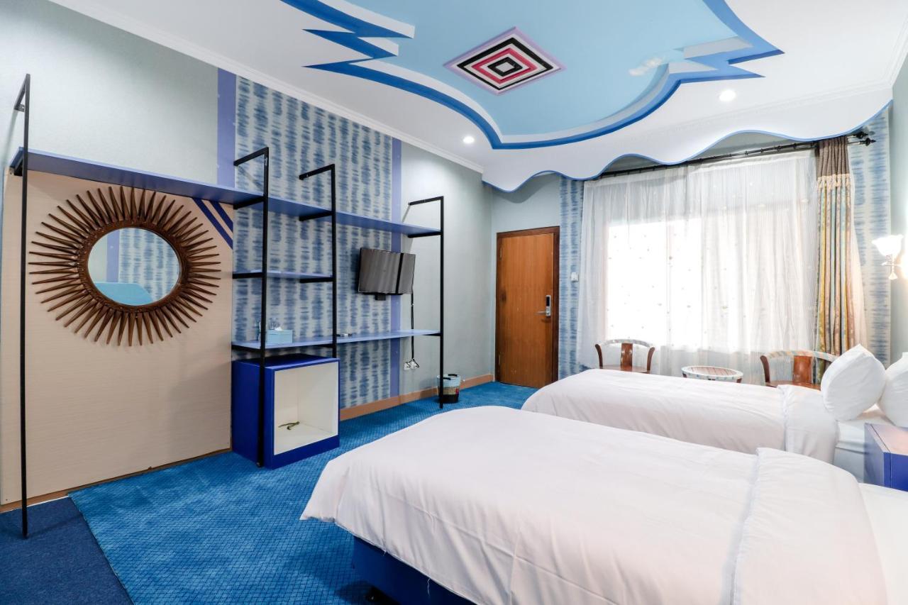 Sartini Inn Jogja Yogyakarta Exteriör bild