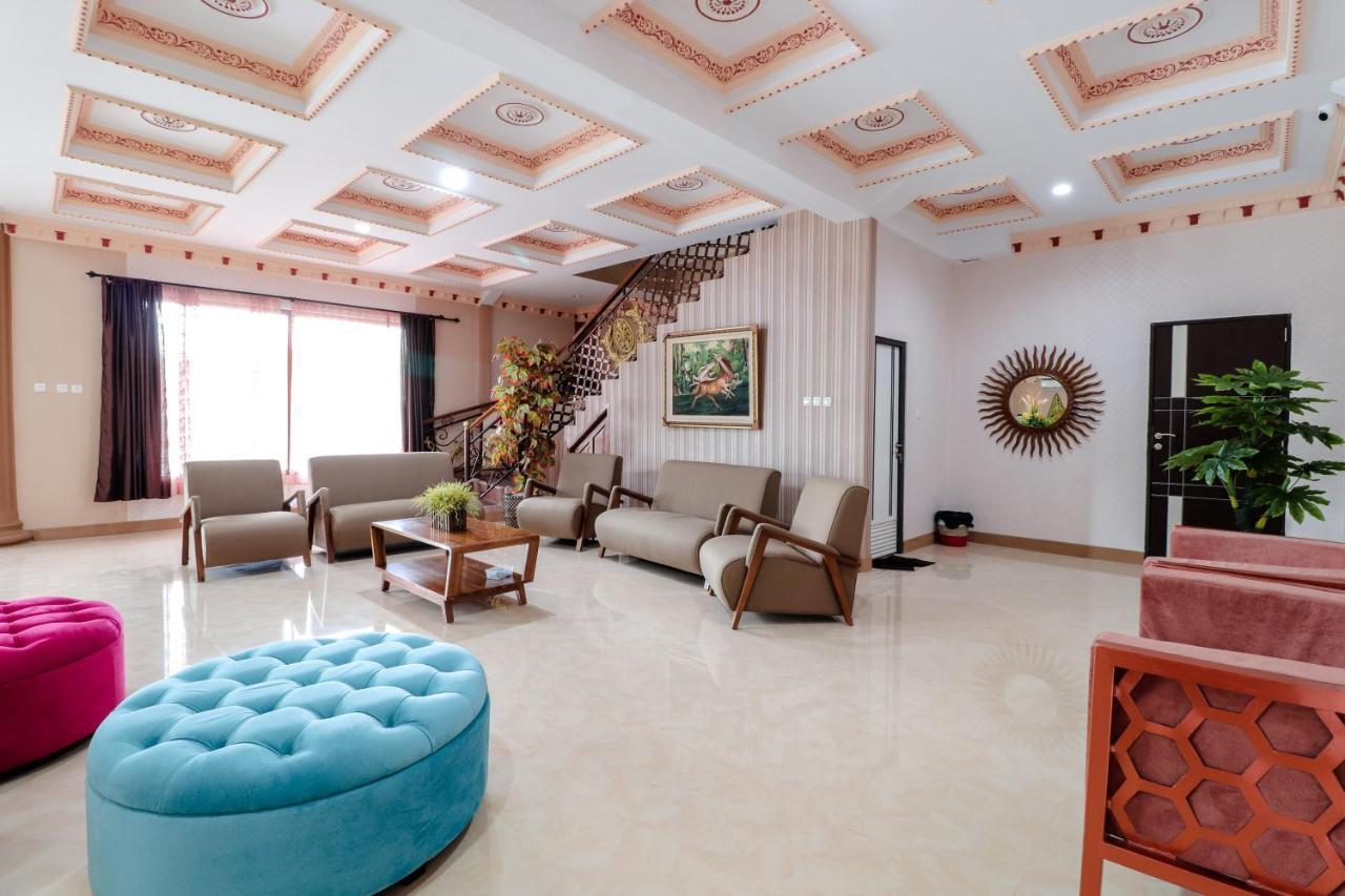 Sartini Inn Jogja Yogyakarta Exteriör bild