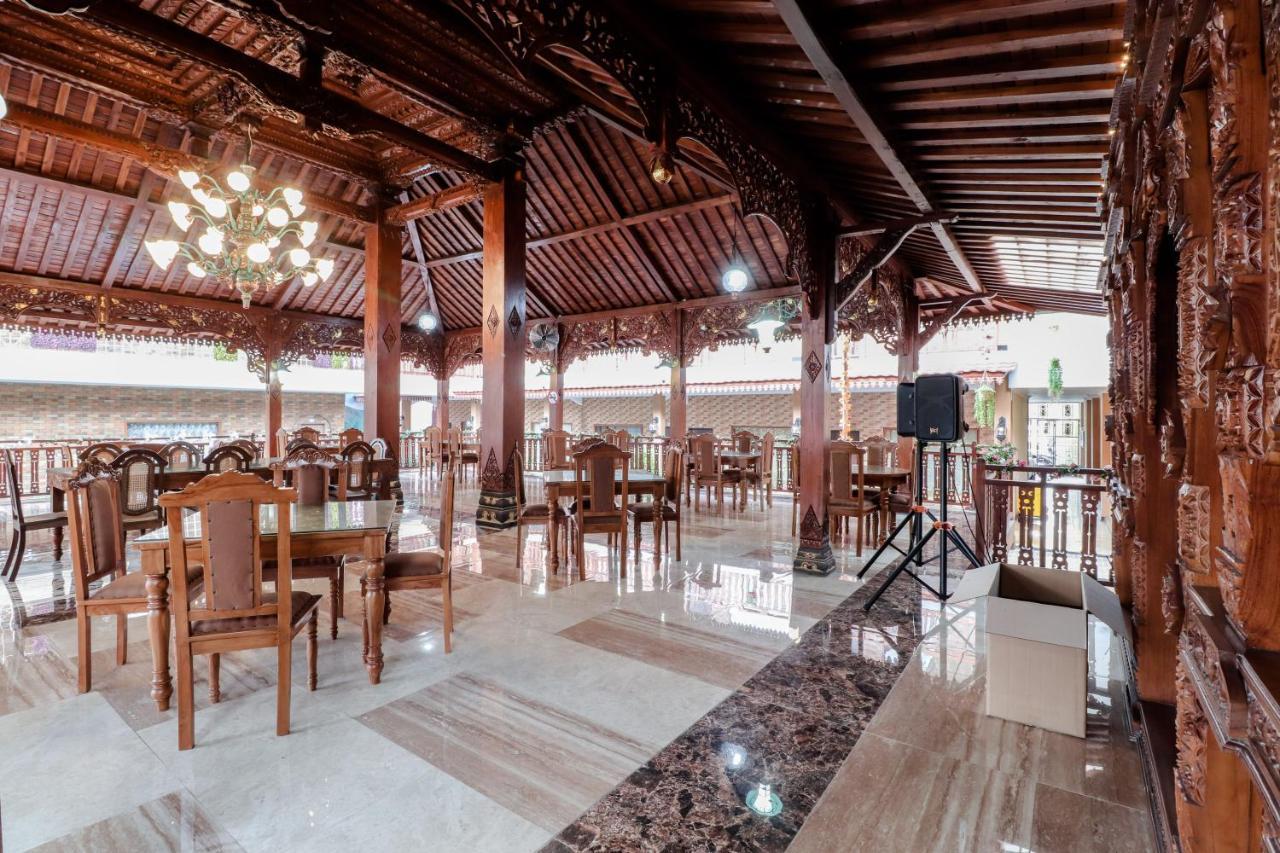 Sartini Inn Jogja Yogyakarta Exteriör bild