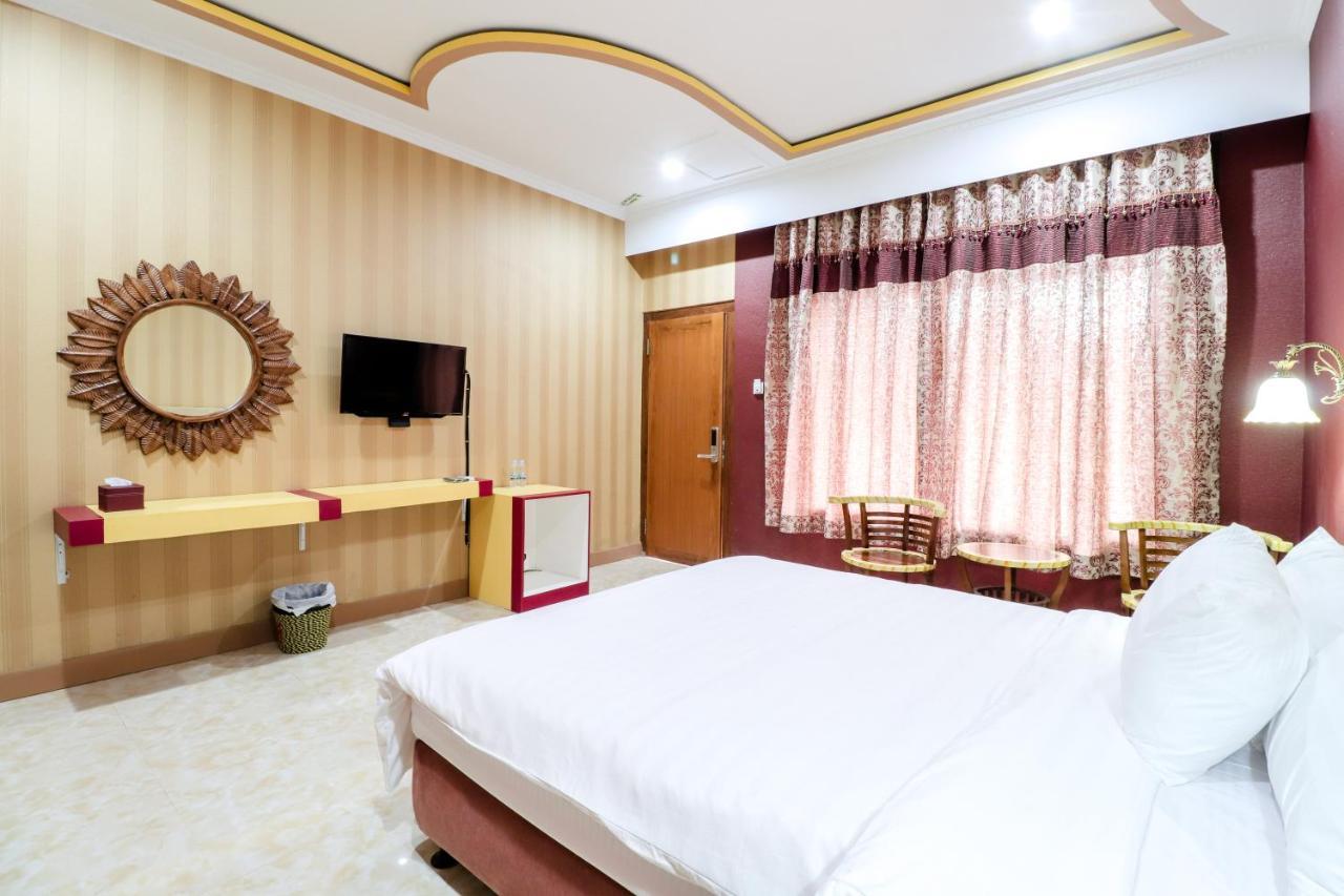Sartini Inn Jogja Yogyakarta Exteriör bild